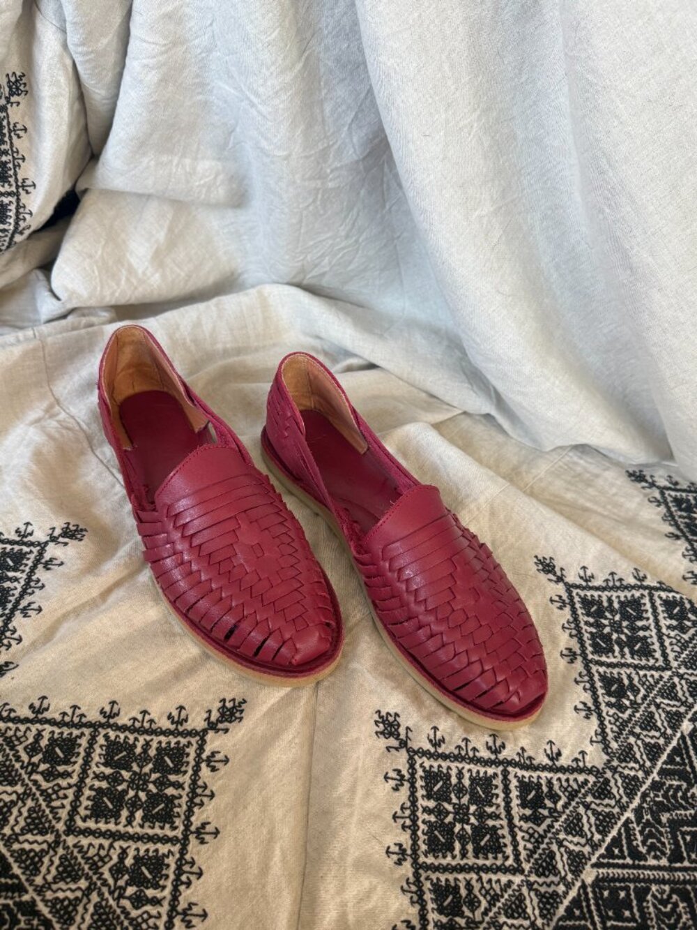 Espiritu Woven Leather Huarache Flat  in Prickley Pear— Size 10 - Picture 2 of 6